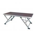 PEDANA BOARDEX PLUS
struttura in alluminio e piano in legnoDim.P100 L200 H20/40/60/80/100cm